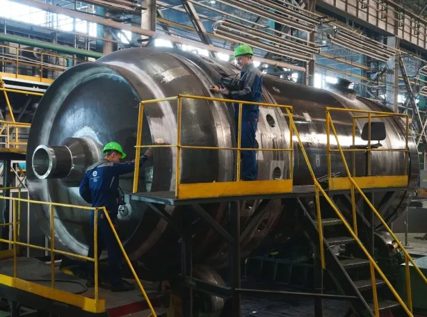 АЭМ-технологии выполнили термообработку полукорпусов компенсатора давления для Тяньваньской АЭС